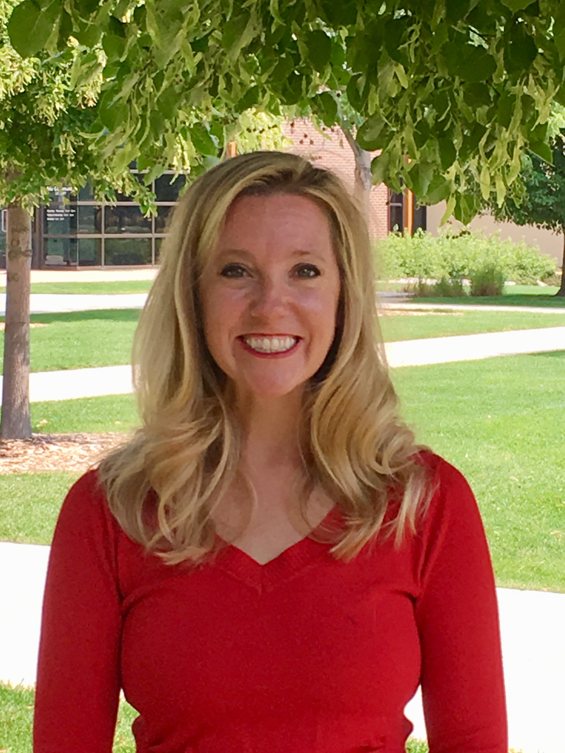 Headshot of Rachel Wysuph.